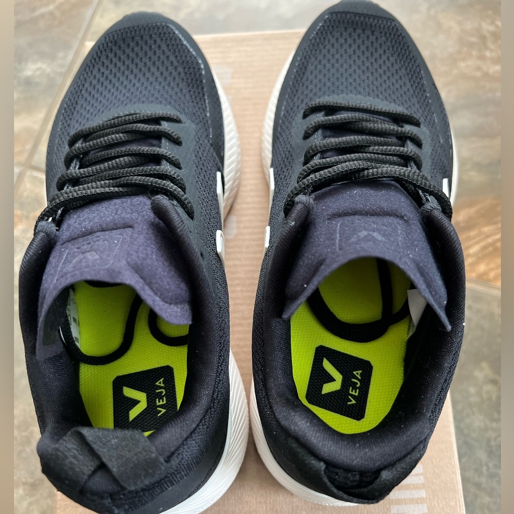 NIB | Veja Impala Engineered Mesh Sneaker Size 36 | Brand New in Box - Picture 9 of 13